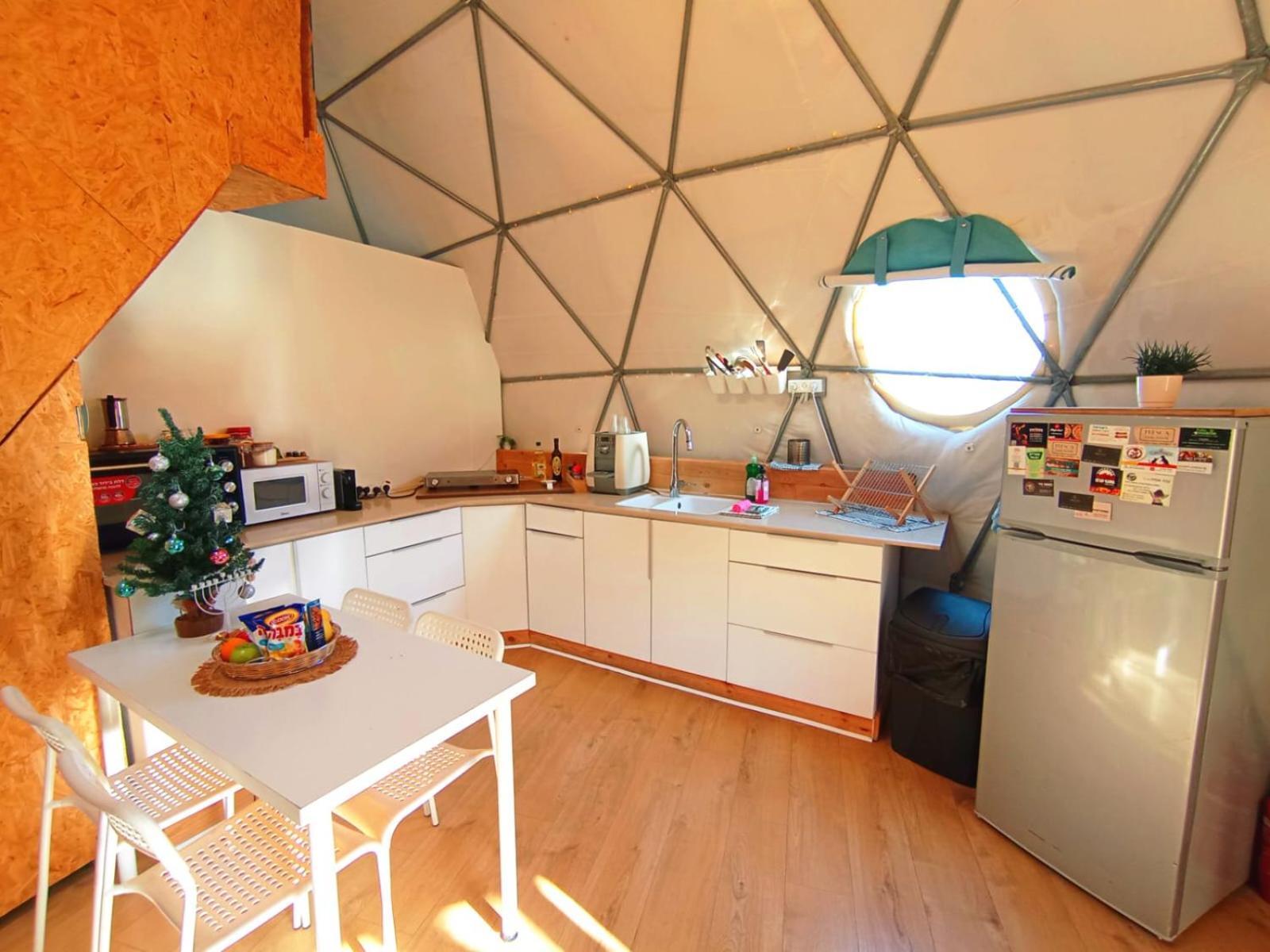 Olive Dome - כיפה גיאודזית ענקית ומודרנית בין עצי הזית Hotel Yavneʼel Екстериор снимка